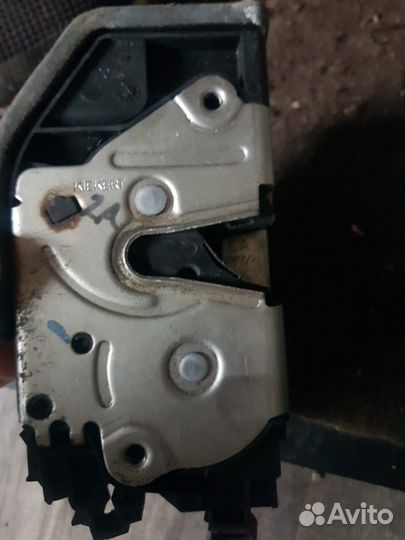 Замок водительской двери BMW X5 E70