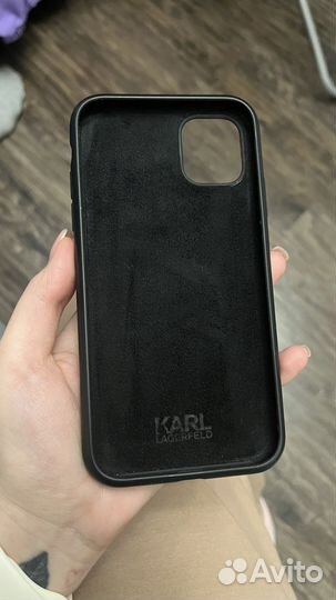 Чехол на iPhone 11