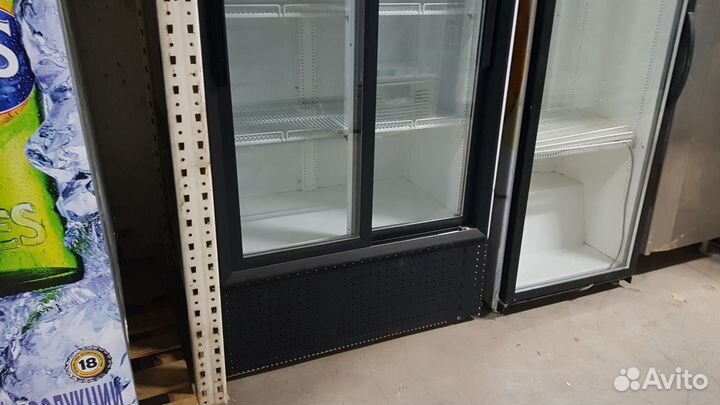 Холодильный шкаф