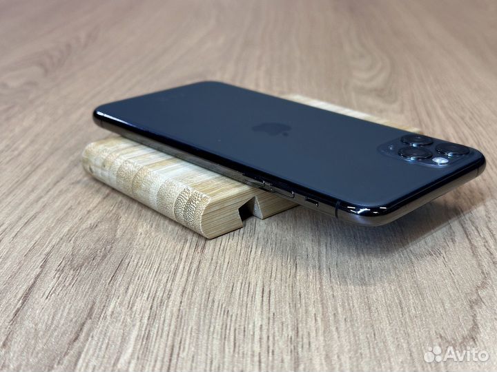 iPhone 11 Pro Max, 64 ГБ