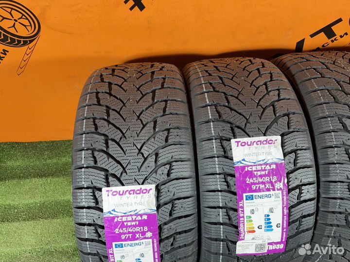 Tourador Ice Star TSW1 245/40 R18 и 265/35 R18 97T