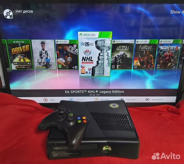 Игровая приставка Xbox 360 + NHL + 70 игр