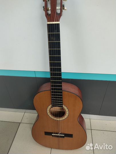 Акустическая гитара Cremona Classic Guitar