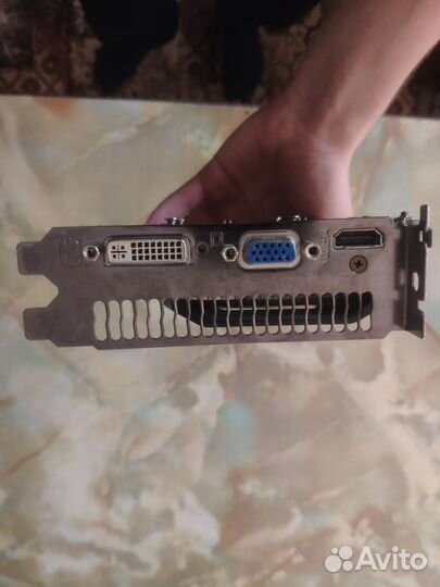 Видеокарта GTX 550 ti