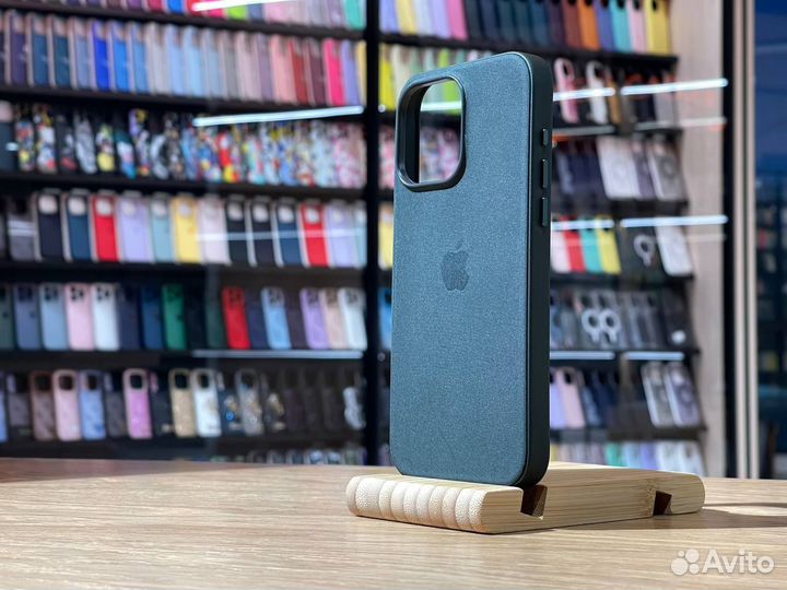 FineWoven MagSafe на iPhone 15 Pro Max