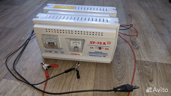 Автомобильное зарядное устройство зу-75А