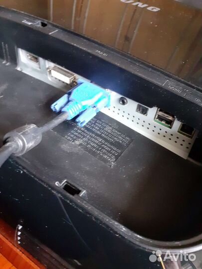 Монитор 24 дюйма Samsung SungMaster T240 Ful HD