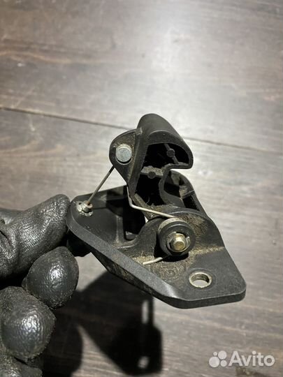 Замок сиденья для BMW F650CS