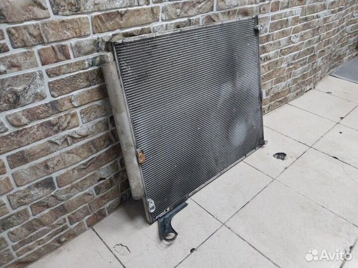 Радиатор кондиционера (конденсер) Toyota Land Crui