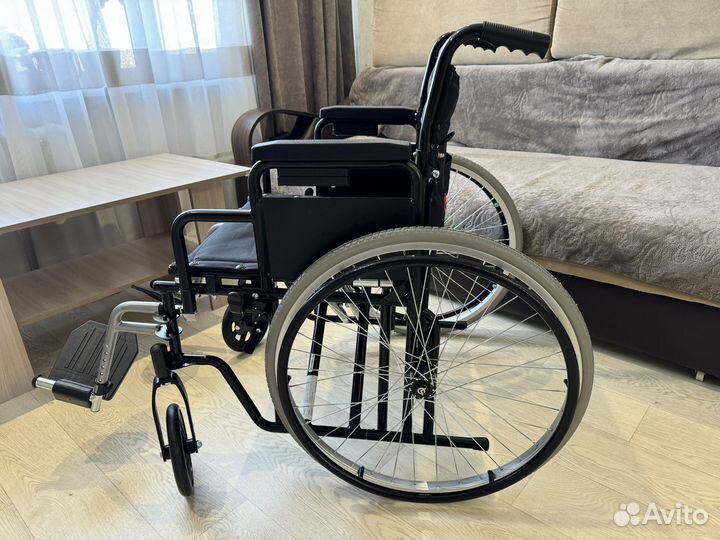 Коляска инвалидная