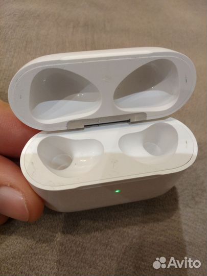 Зарядный кейс для airpods 3