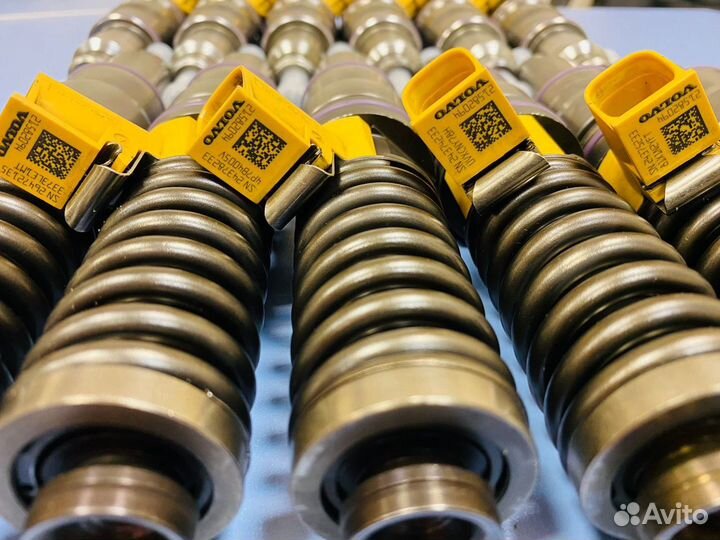 Насос форсунки Volvo 21582094