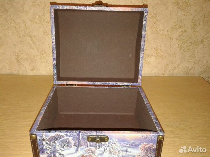 Подарочный сундук