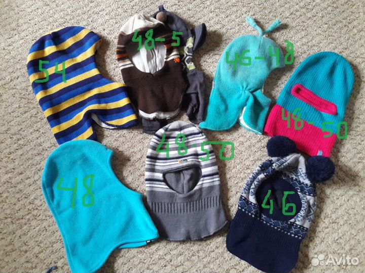 Отдам зимние и демисезонные шапки