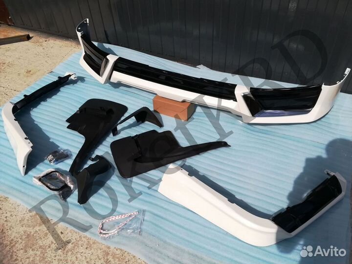 Обвес Toyota Land Cruiser 200 с 16 г TRD