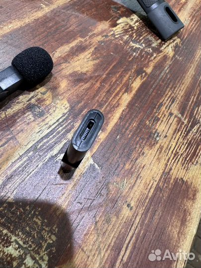 Беспроводной петличный микрофон iPhone