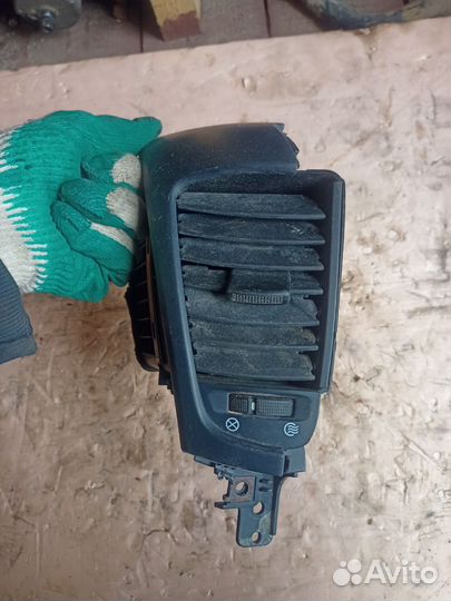 Воздуховод салона Kia Sorento SUV 2.5 D4CB 2009