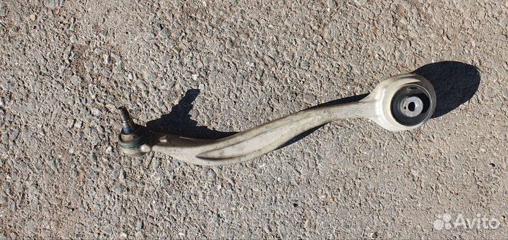 Рычаг передней подвески верхний GLK 220