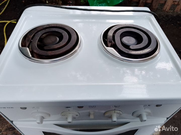 Плитка электрическая б/у с 2-мя конфорками