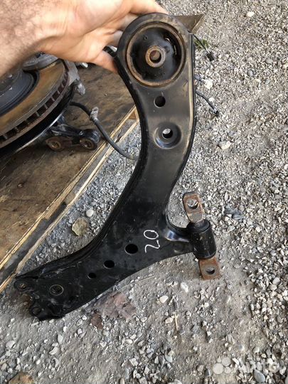 Передний рычаг camry70