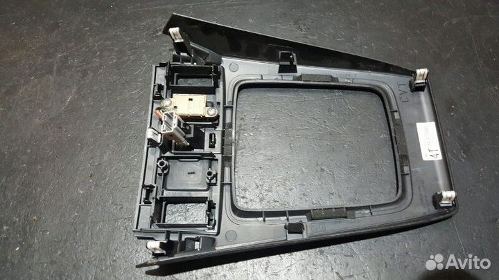 Накладка центральной консоли Subaru Forester SJ