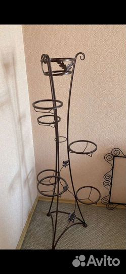 Подставка для цветов