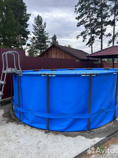 Бассейн 366*133