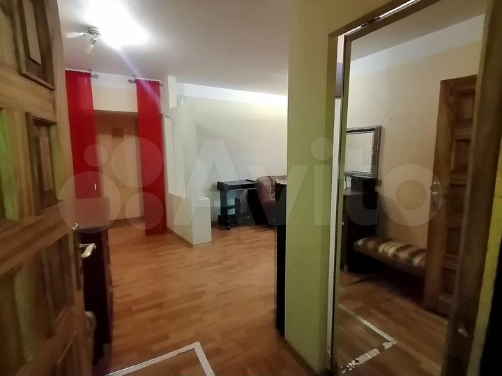 3-к. квартира, 64 м², 1/9 эт.