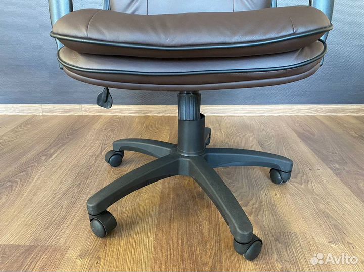 Кресло для офиса