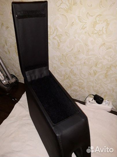 Подлокотник универсальный