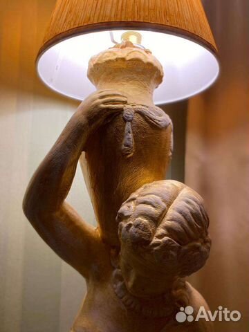 Светильник Девушка с кувшином