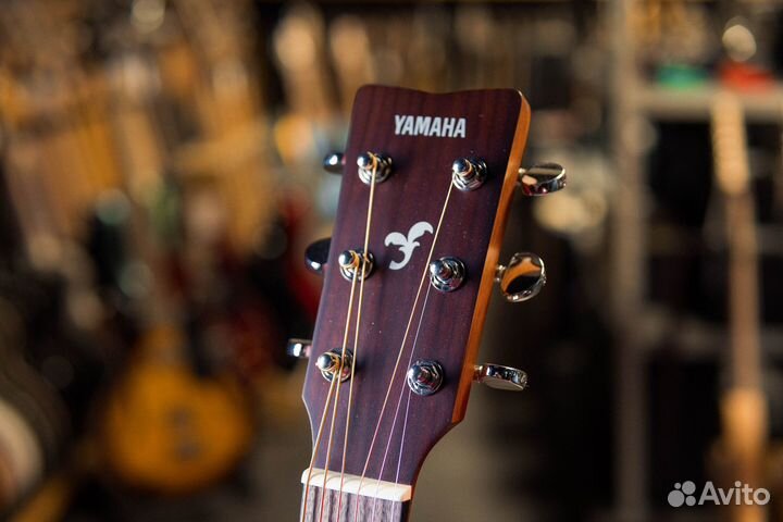 Акустическая гитара Yamaha FS800 N