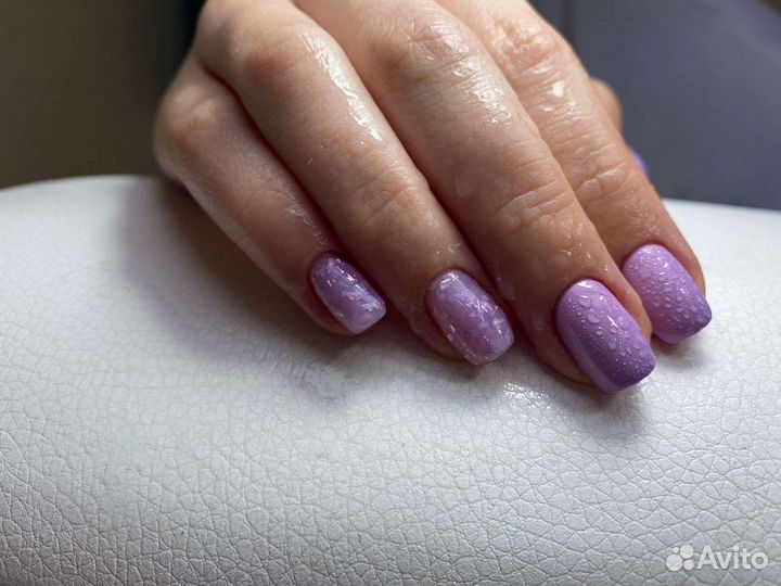 Мастер маникюра в отдельной Студии