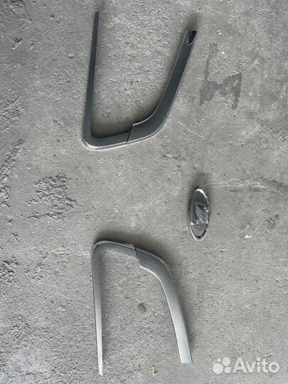 Хромированные вставки бампера Веста