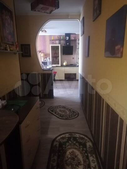 2-к. квартира, 72,3 м², 4/10 эт.