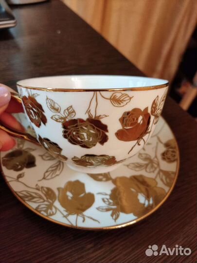 Фарфоровая чайная пара