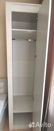 Шкаф пенал Монако