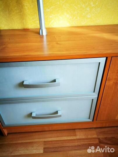 Стелаж дизайнерский