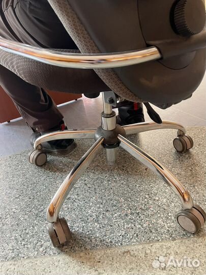 Офисное кресло бу
