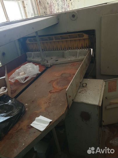 2 бр-110 бумагорезка гильотина целиком илив разбор