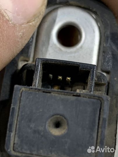 Концевик Nissan note E11