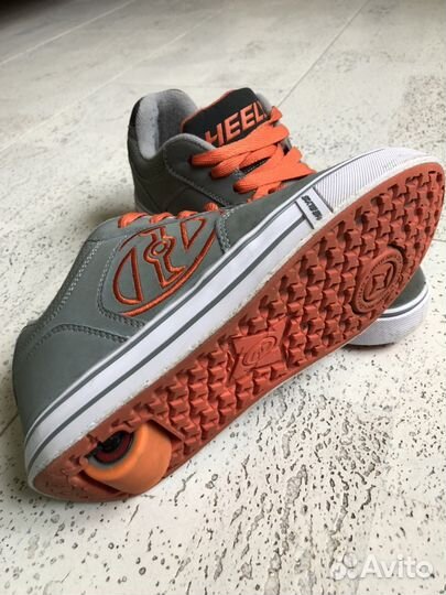 Кроссовки роликовые heelys