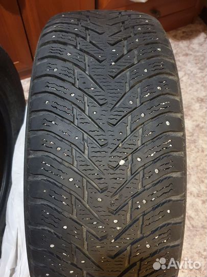 Nokian Tyres Hakkapeliitta 8 SUV 245/60 R18