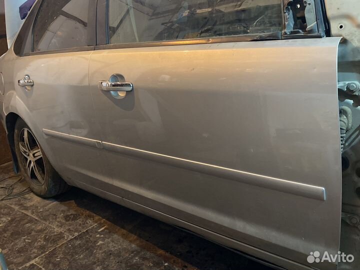 Двери на ford focus 2