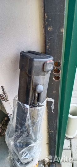 Задняя полка Ауди А6 2008 quattro