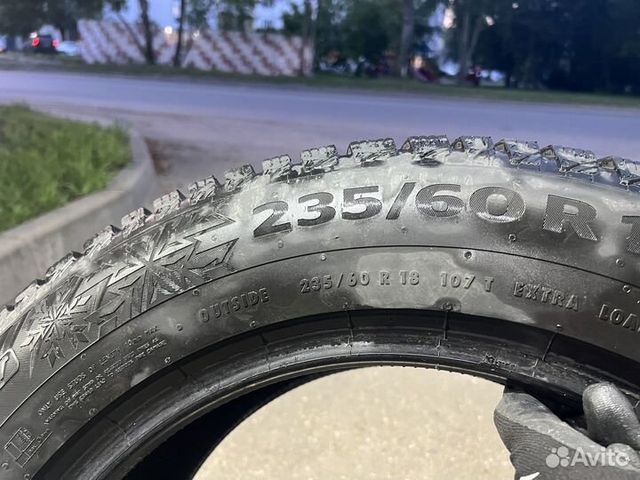 Continental IceContact 2 235/60 R18