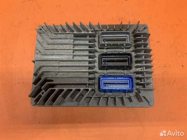 Блок управления двигателем Cadillac Srx 2 3.0 2010