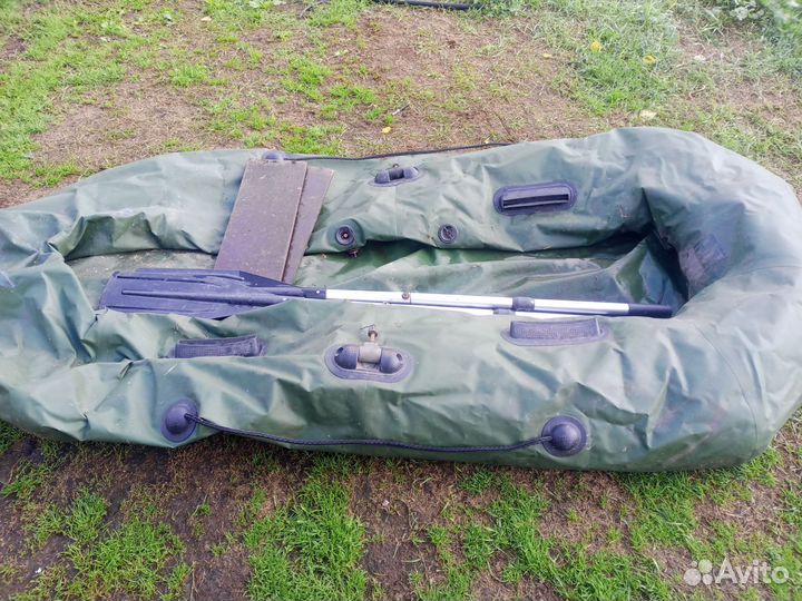 Продам лодку двух меска