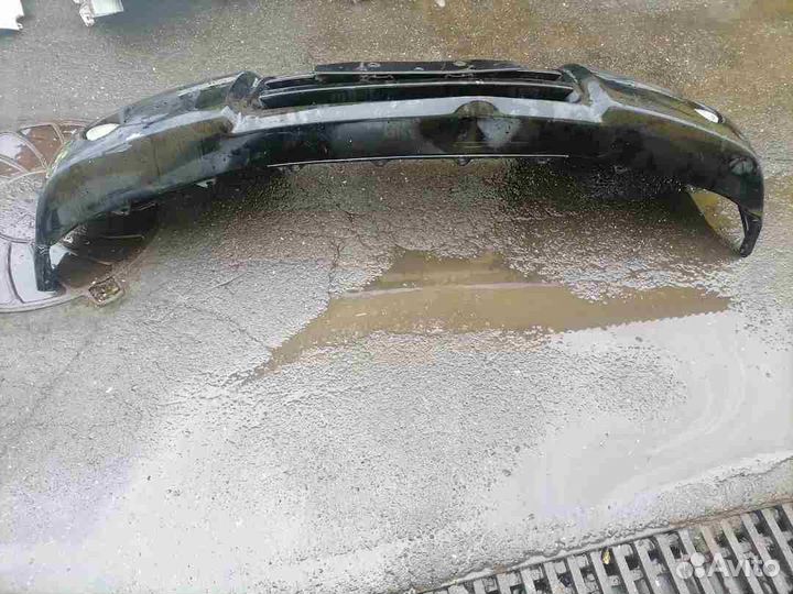 Бампер передний Mitsubishi Pajero III V73W V75W