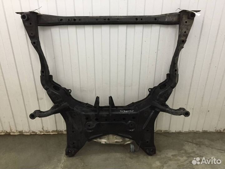 Б/У Балка подмоторная GHP93480XB mazda